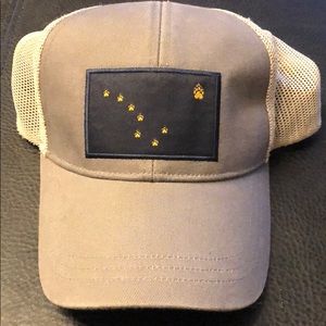 Eddie Bauer hat